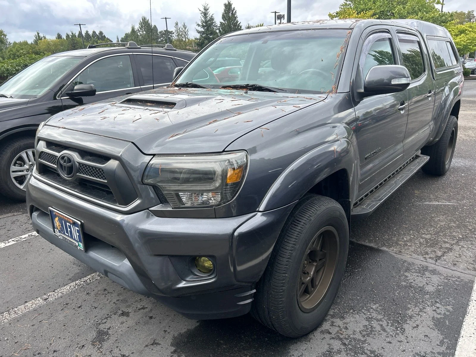 Used 2015 Magnetic Gray Metallic Toyota Base V6 image 1