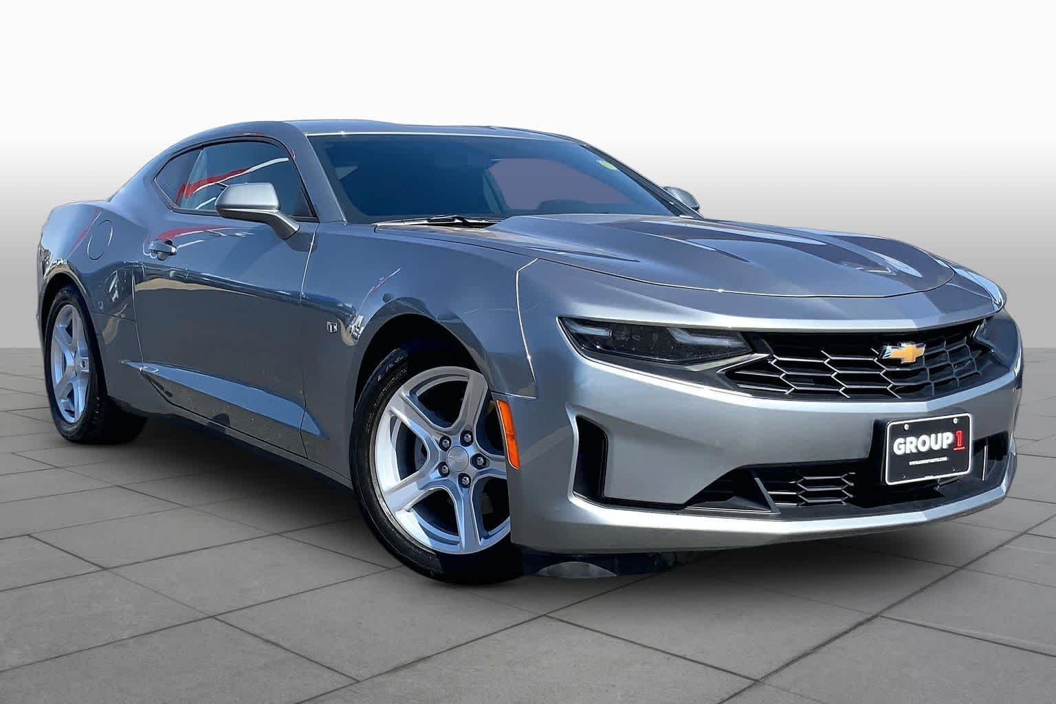 Used 2024 Sharkskin Metallic Chevrolet 1LT image 2