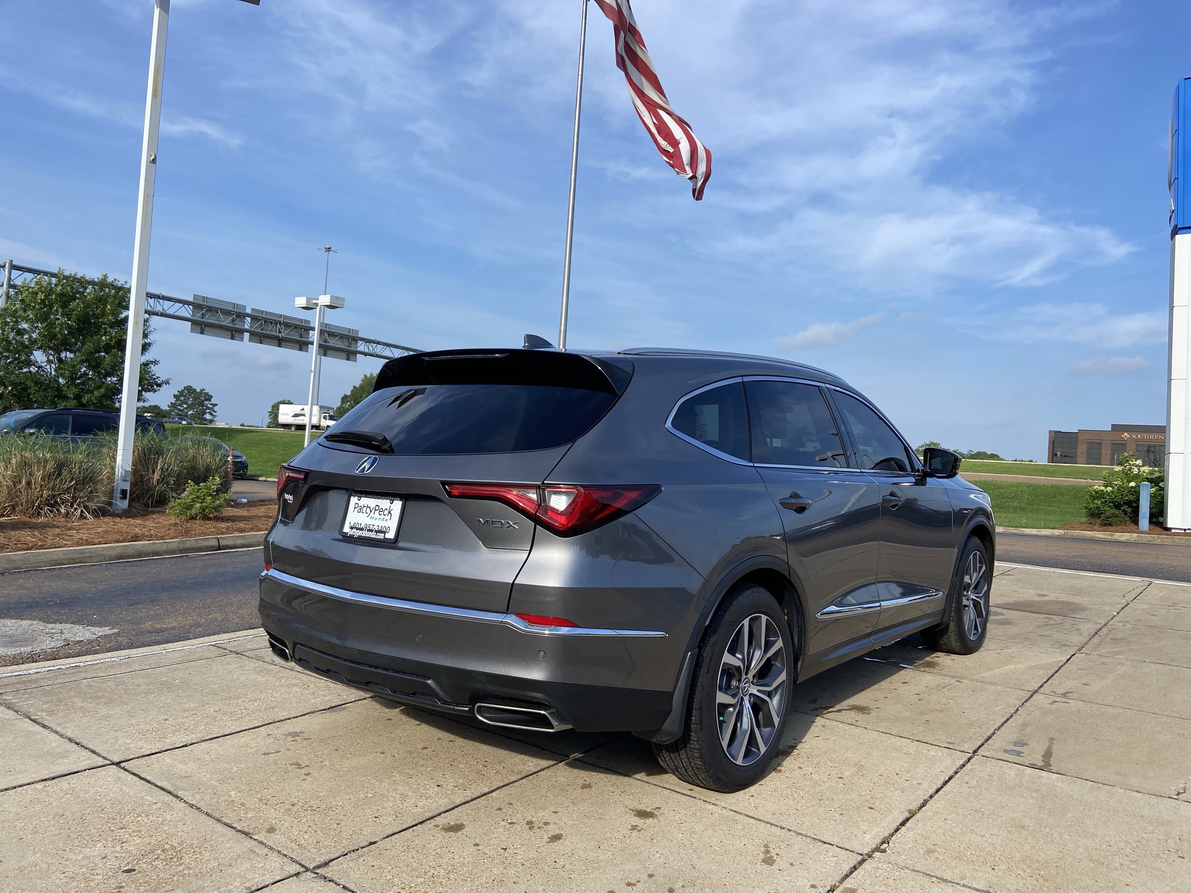 Used 2023 Liquid Carbon Metallic Acura w/Technology Package image 11