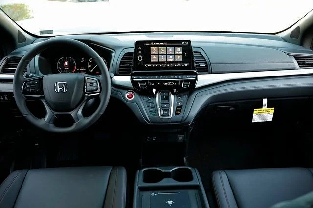 New 2026 Platinum White Pearl Honda Sport-L image 34