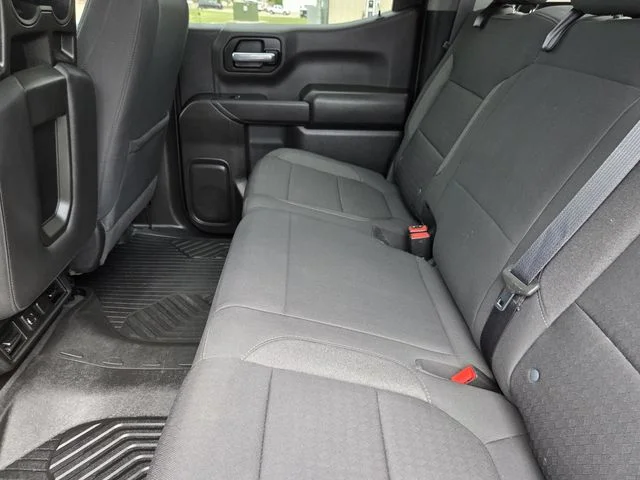 Used 2021 White Chevrolet LT image 28