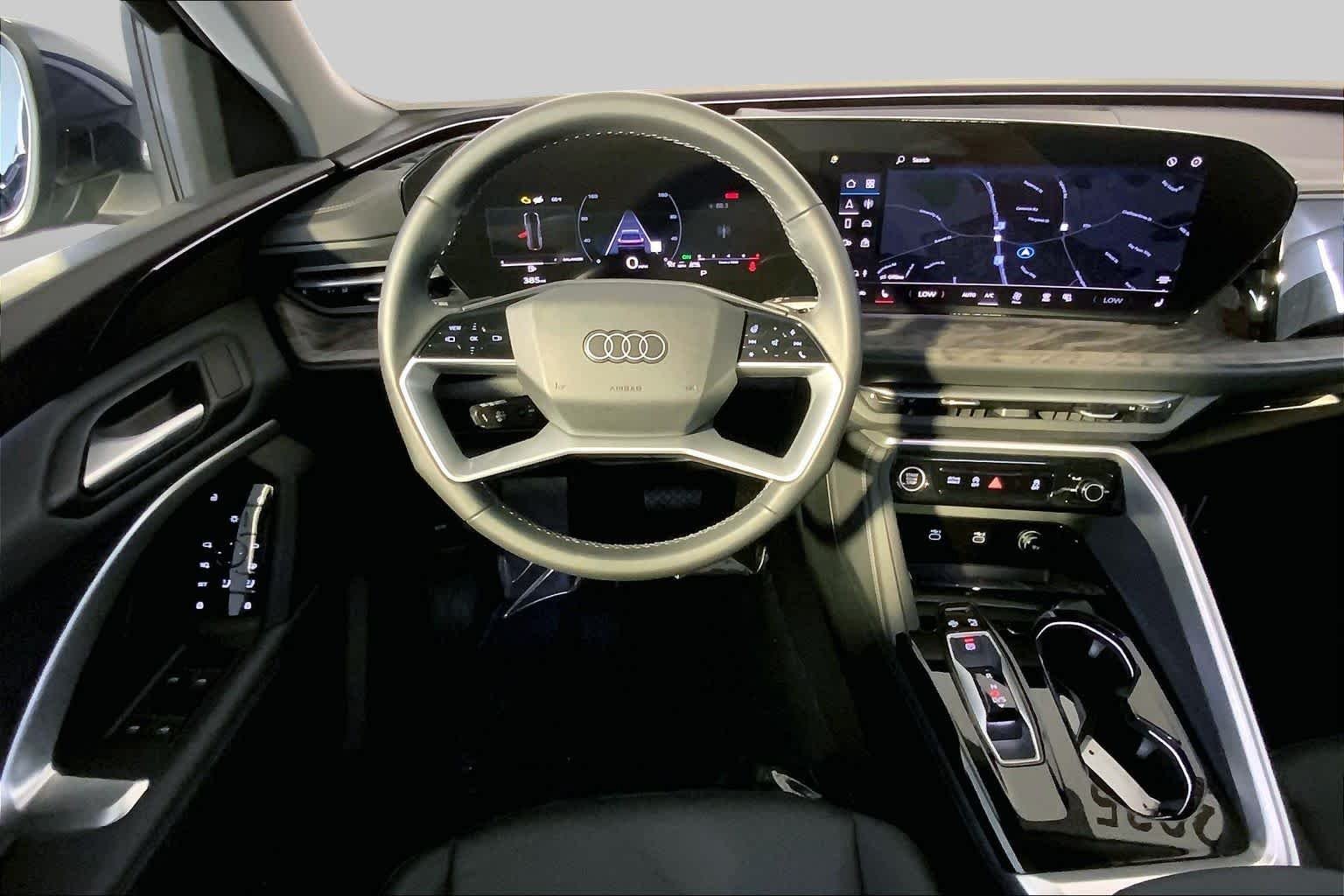 Used 2025 Navarra Blue Metallic Audi Premium image 6