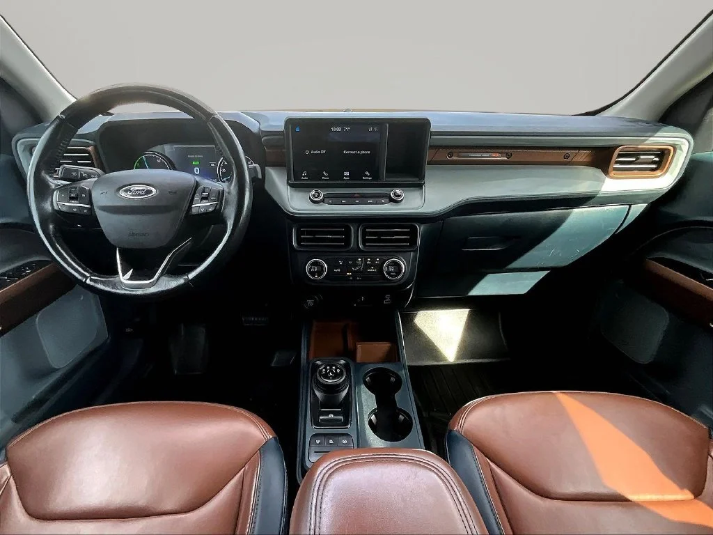 Used 2022 Red Ford Lariat image 10