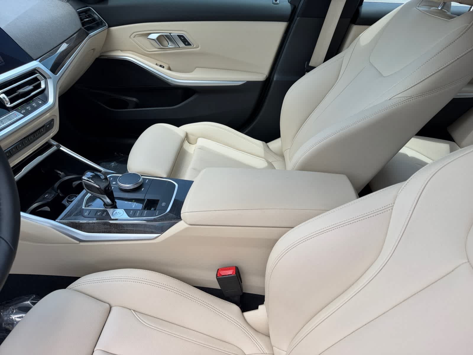 Used 2020 Mineral Gray Metallic BMW 330i xDrive image 12