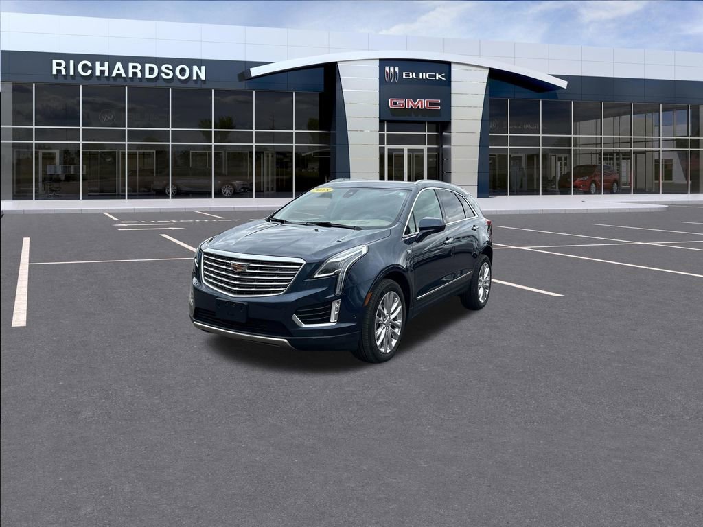 2018 Cadillac XT5 AWD Platinum's photo
