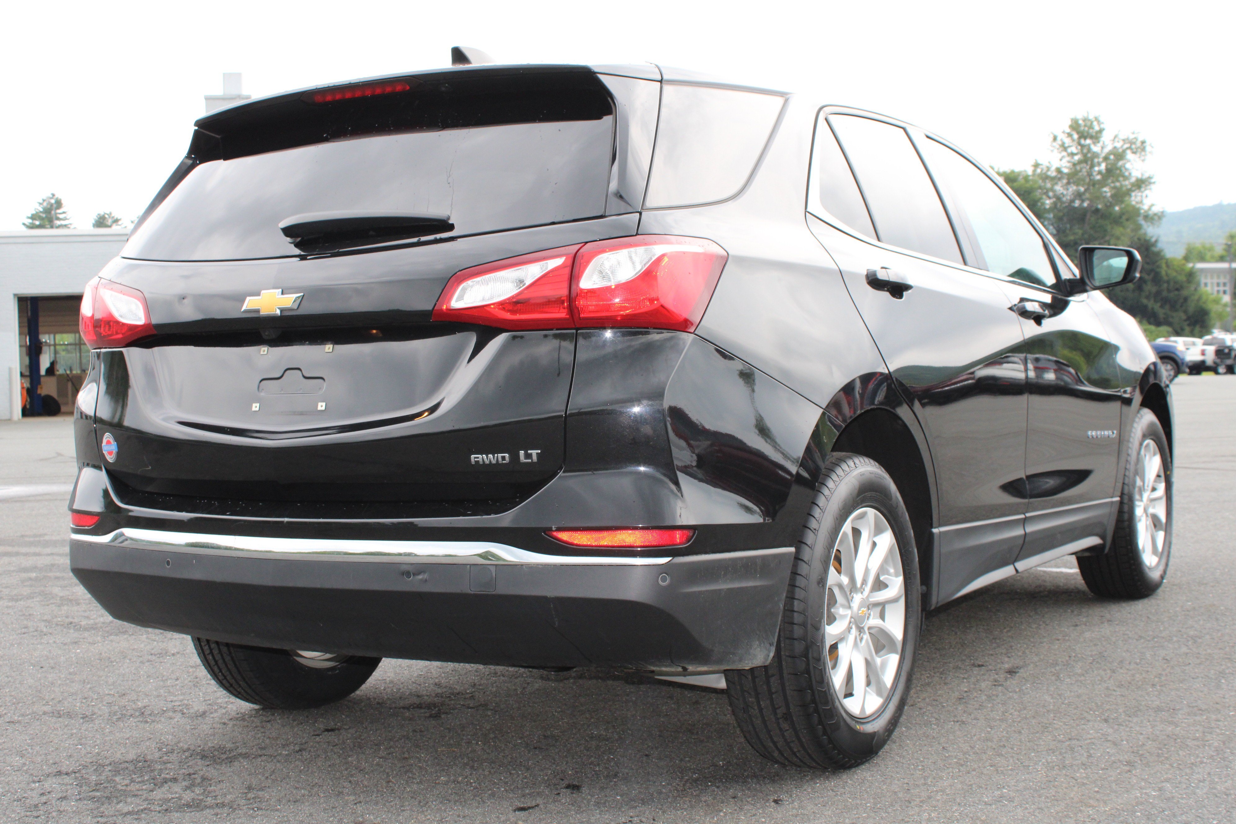 Used 2020 Mosaic Black Metallic Chevrolet LT image 8
