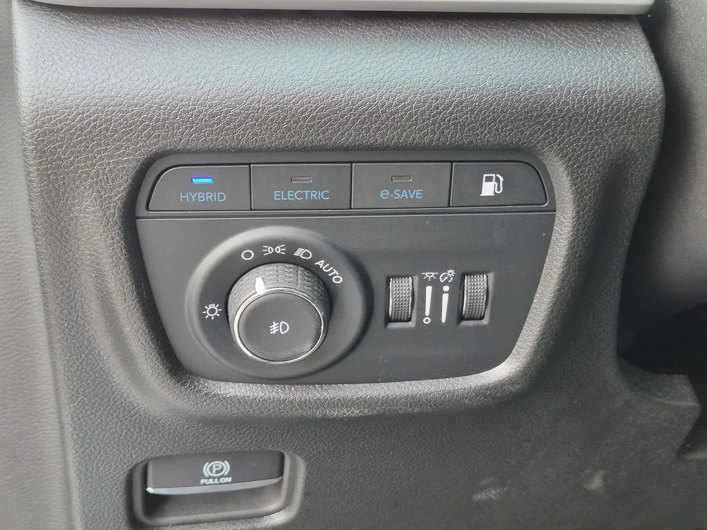 Used 2023 White Jeep 4xe image 16
