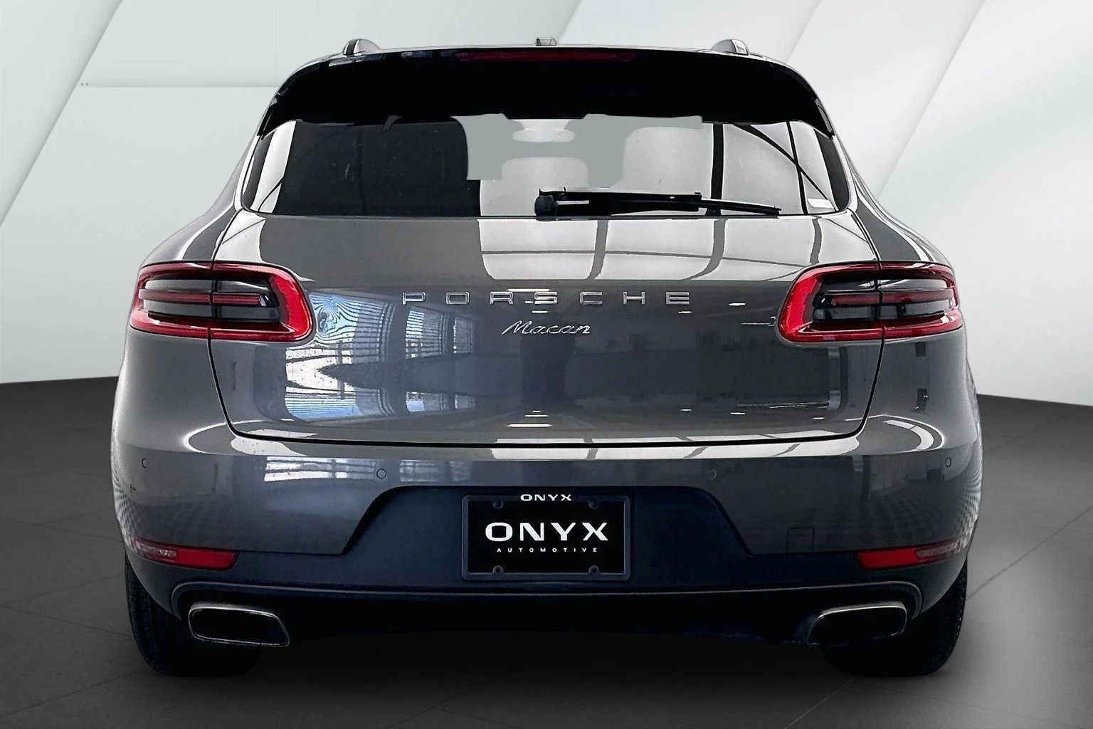 Used 2018 Agate Grey Metallic Porsche AWD image 6