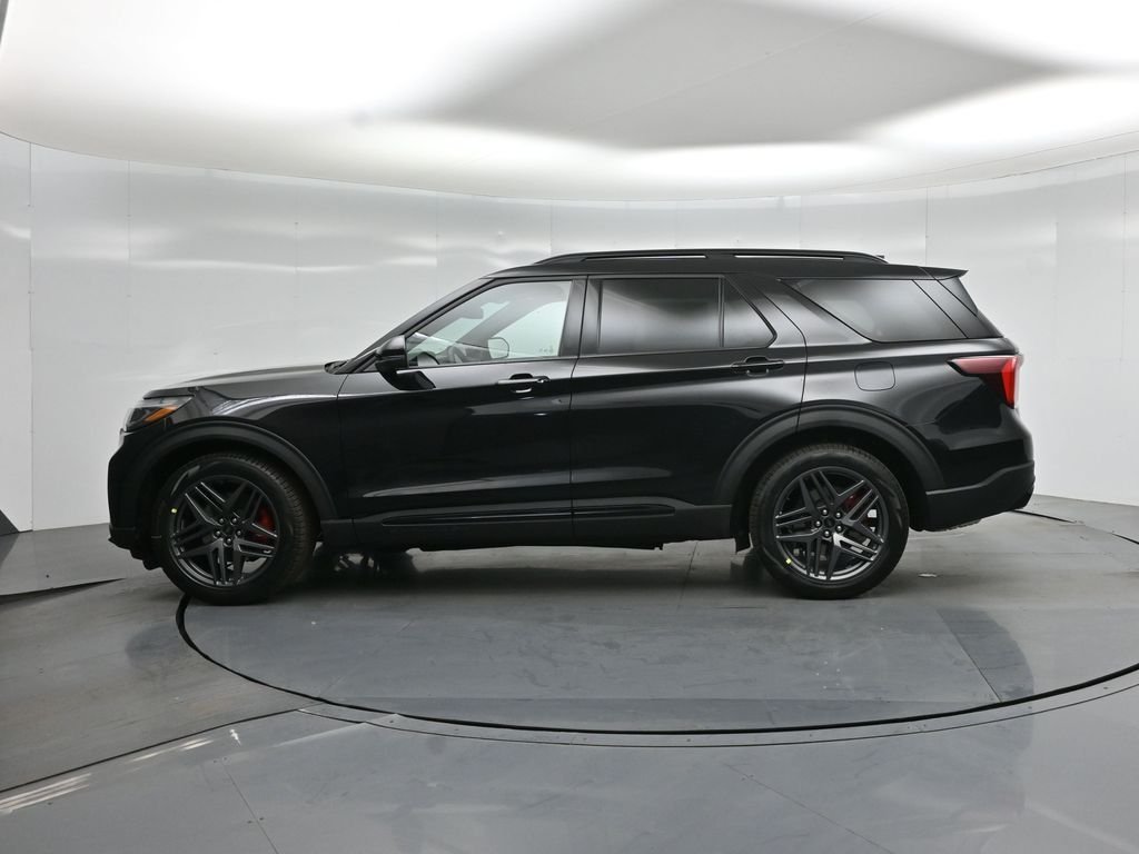 New 2026 Agate Black Metallic Ford ST image 29