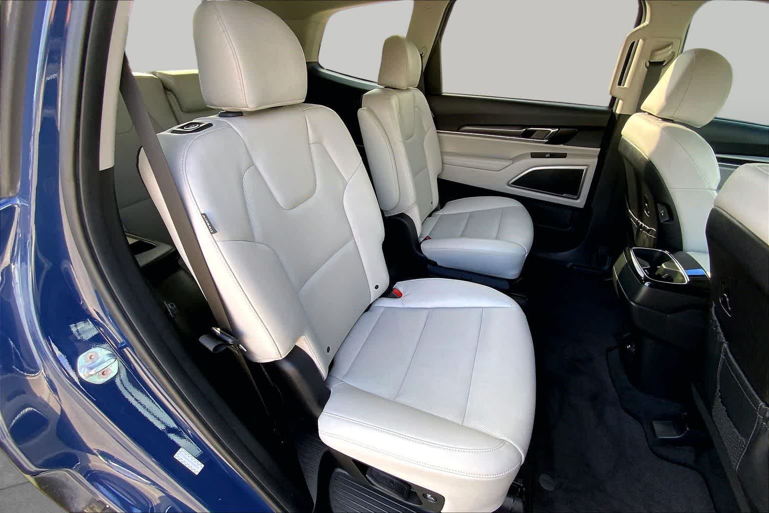Used 2023 Midnight Lake Blue Kia S image 20