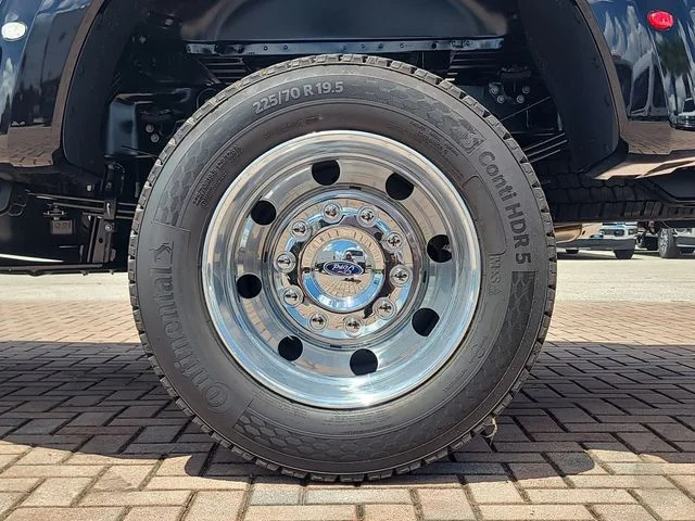 New 2026 Black Metallic Ford XL image 8