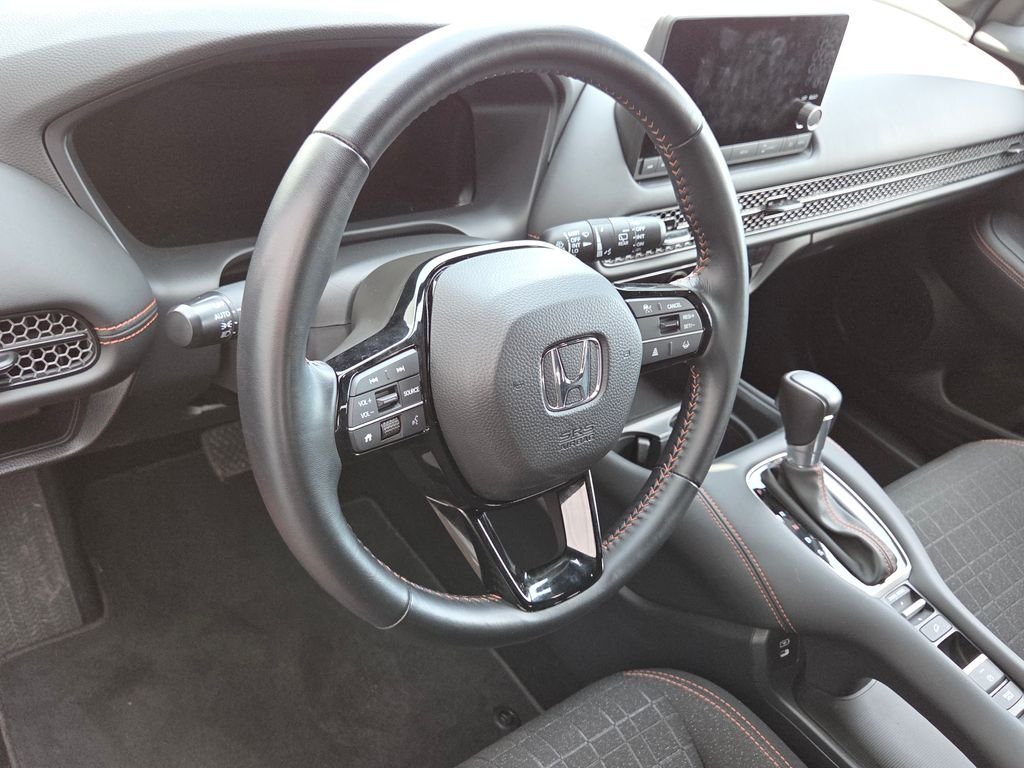 Used 2025  Honda Sport image 17