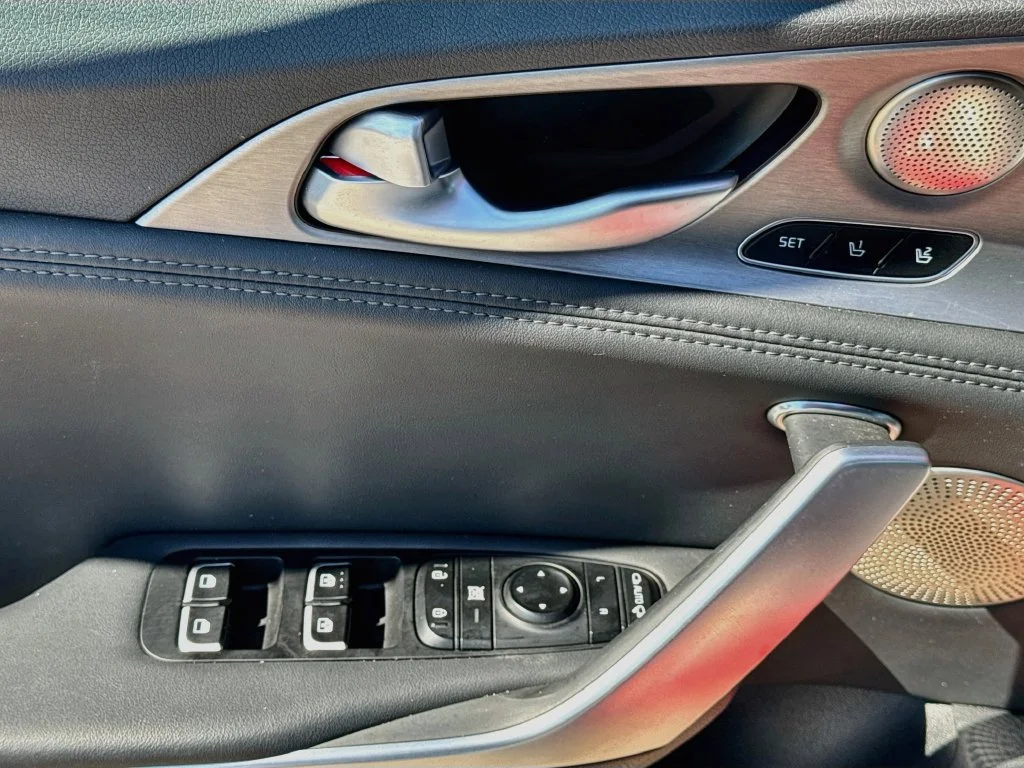 Used 2018 Red Kia GT2 image 21