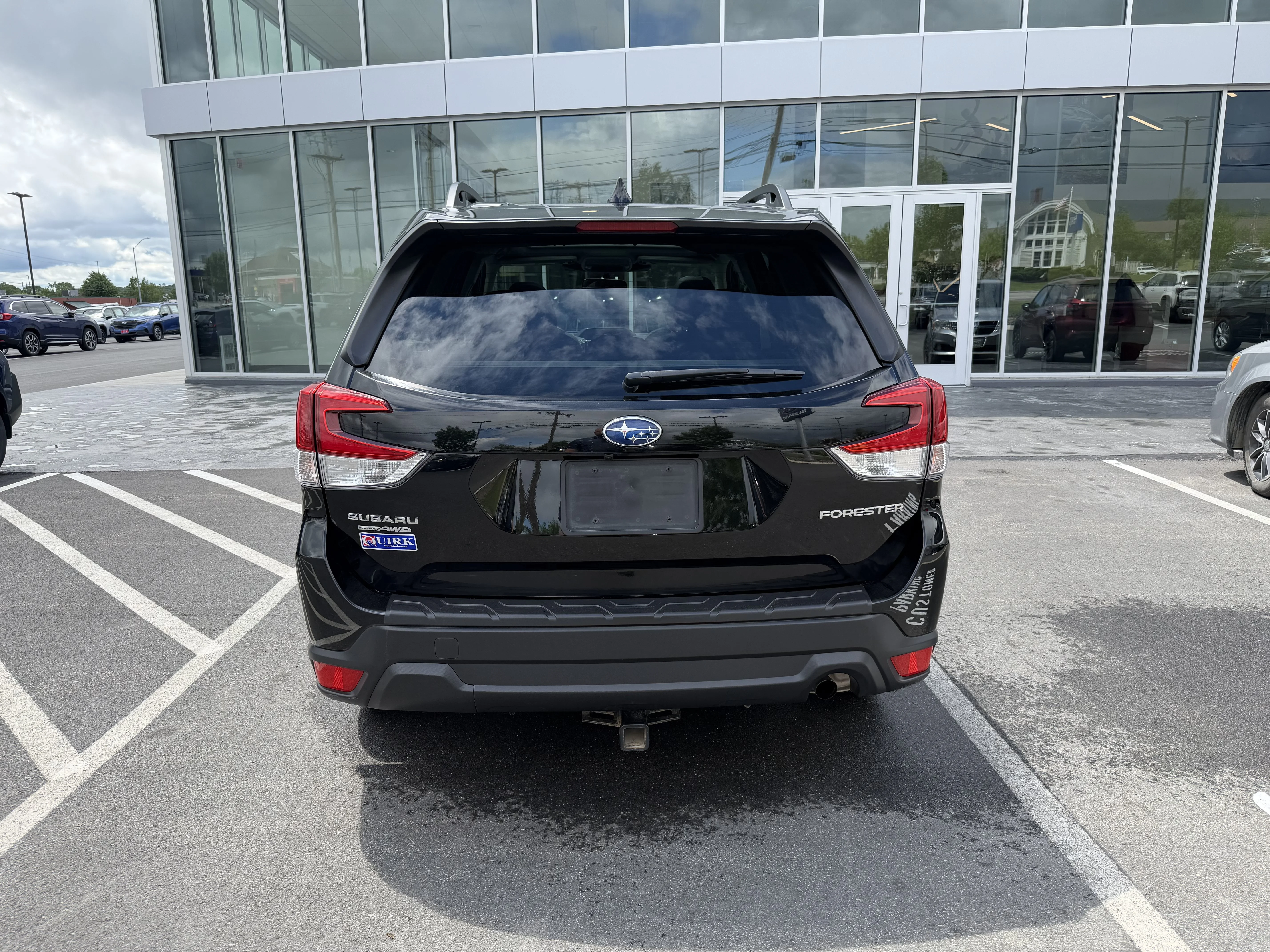 Used 2023 Crystal Black Silica Subaru Premium image 4