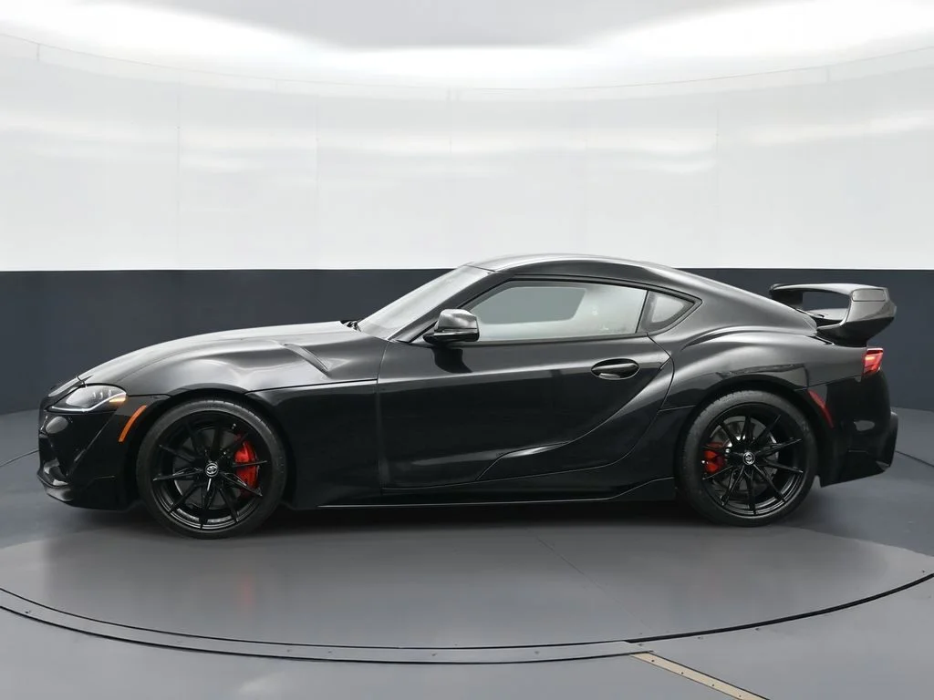 Used 2026 Black Toyota 3.0 image 5