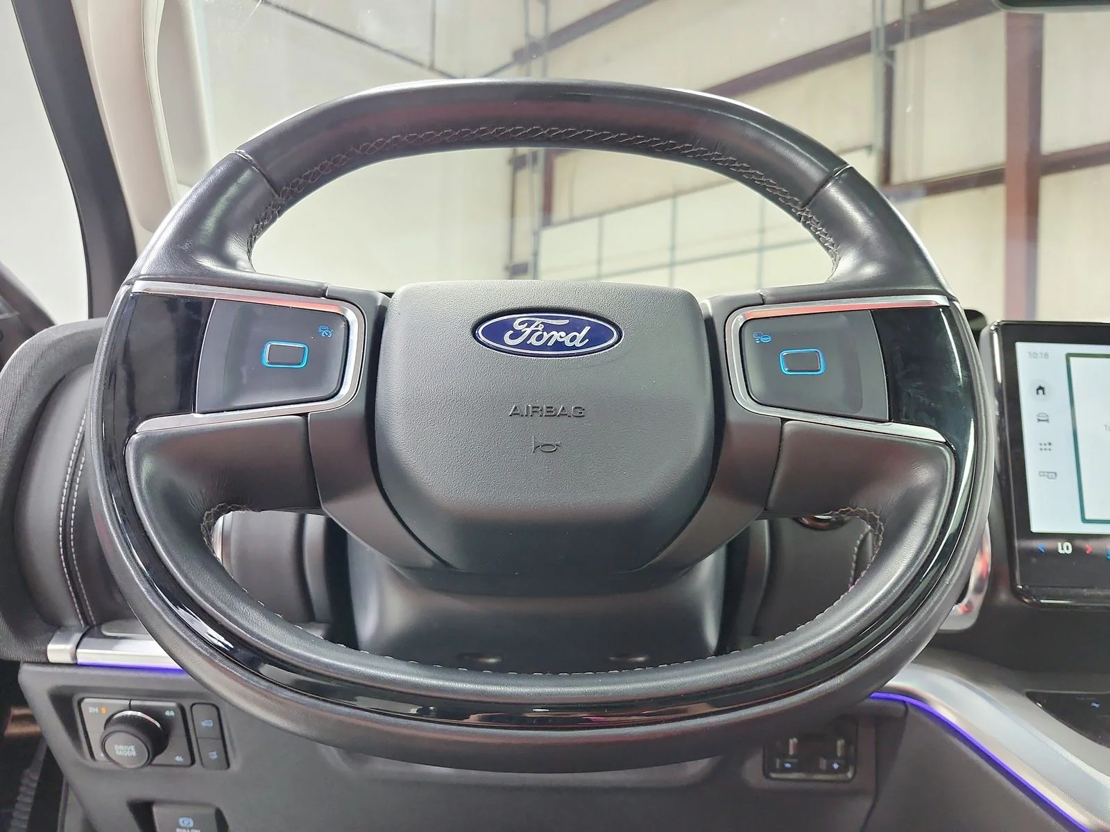 Used 2025 Black Ford Platinum image 26