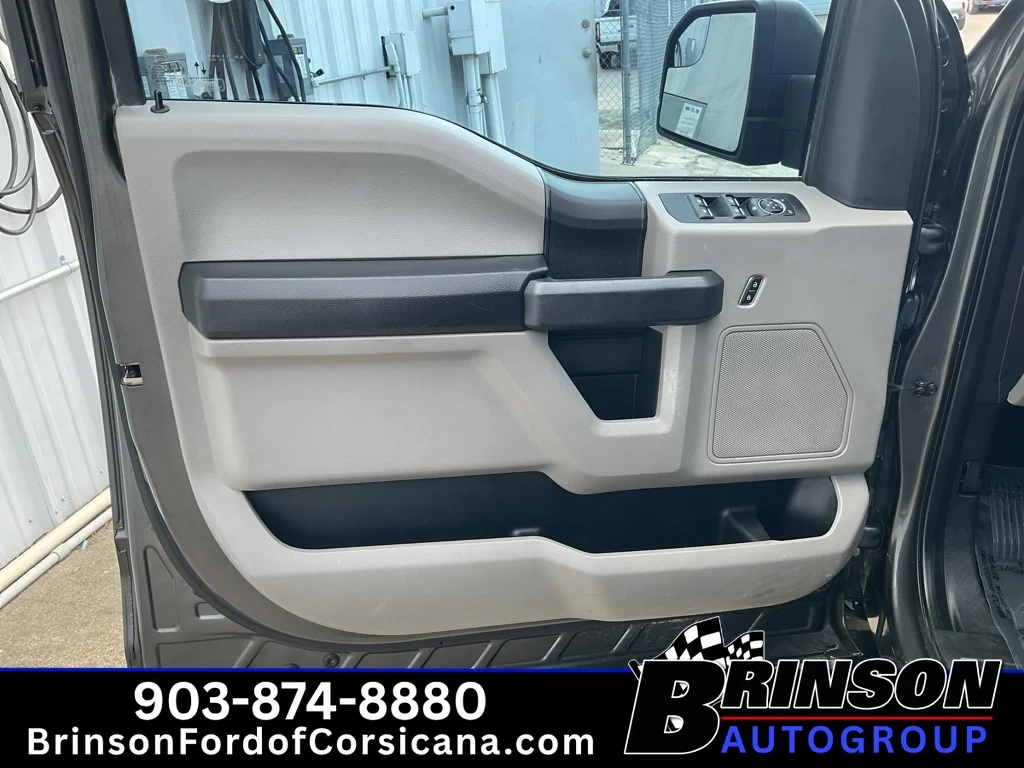Used 2019 Magnetic Metallic Ford XL image 22