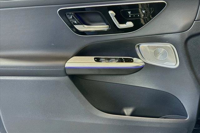 New 2026 Black Mercedes-Benz GLC 300 image 46