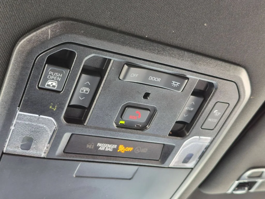 Used 2026  Toyota Platinum image 20