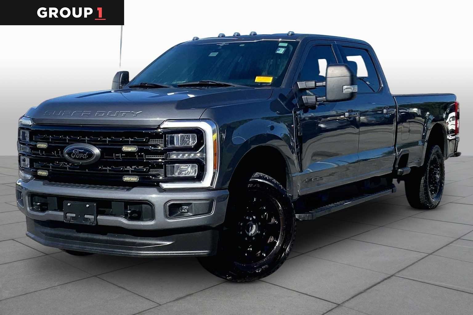 2023 Ford Super Duty F-350 SRW Pickup XLT