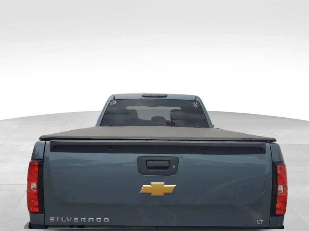 Used 2012 Gray Chevrolet LT image 4
