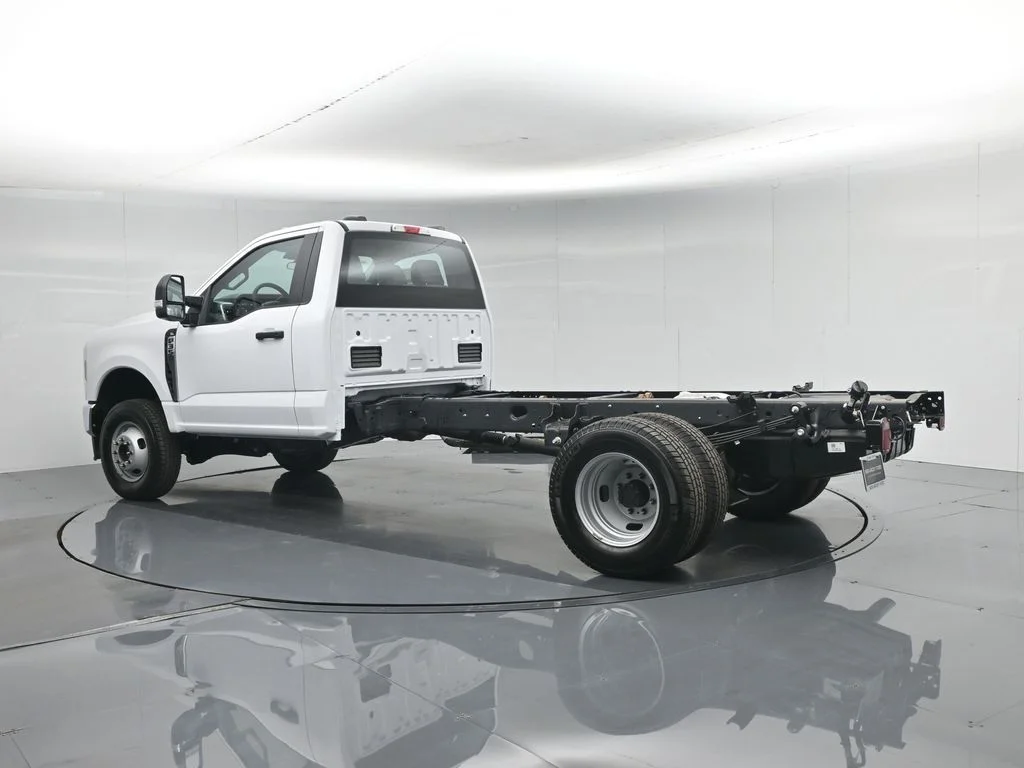 New 2026 White Ford XL image 6