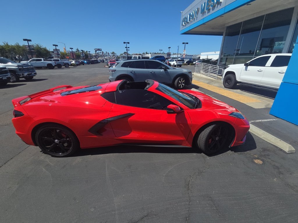 Used 2020 TORCH RED Chevrolet 3LT image 4