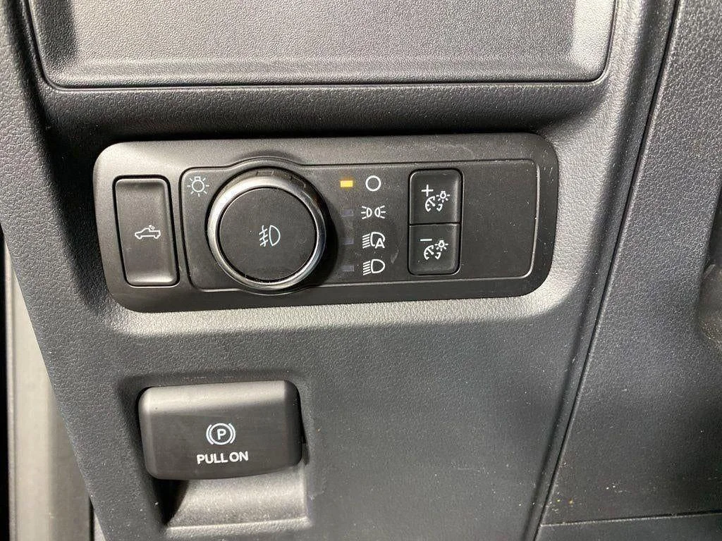 Used 2021 Agate Black Metallic Ford XL image 33