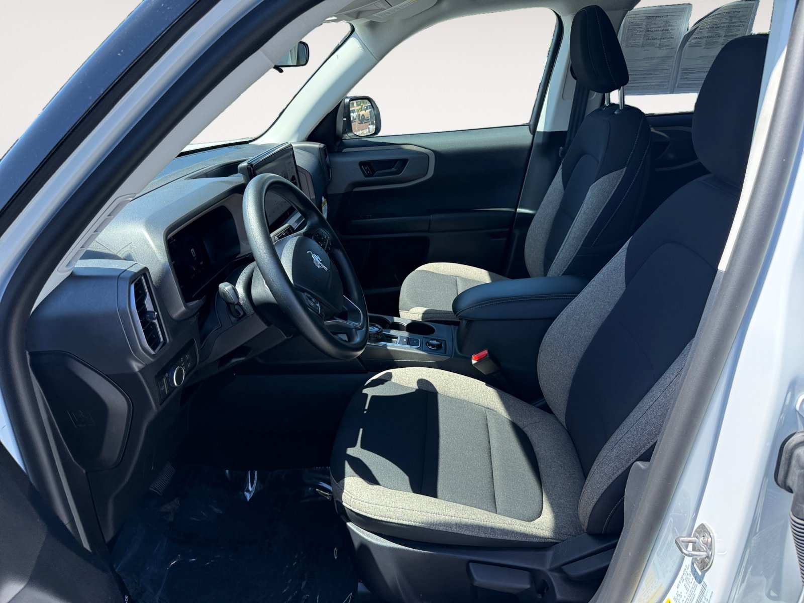 Certified Used 2025 Oxford White Ford Big Bend image 10