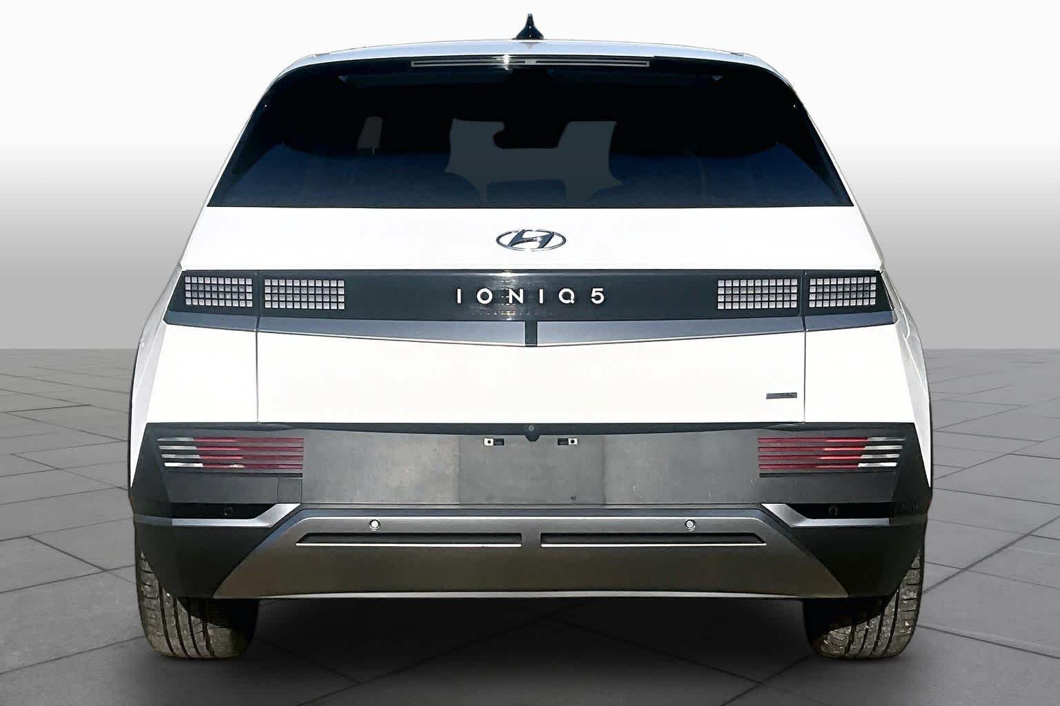 Certified Pre-Owned 2024 Hyundai IONIQ 5 SE