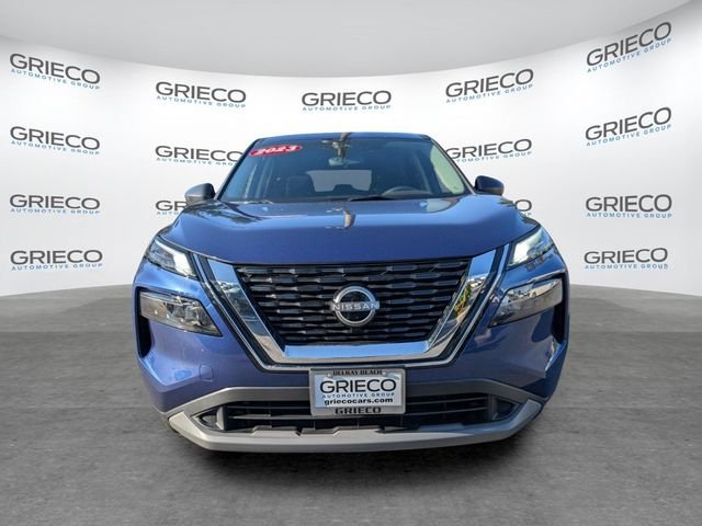 Used 2023 Blue Nissan S image 2