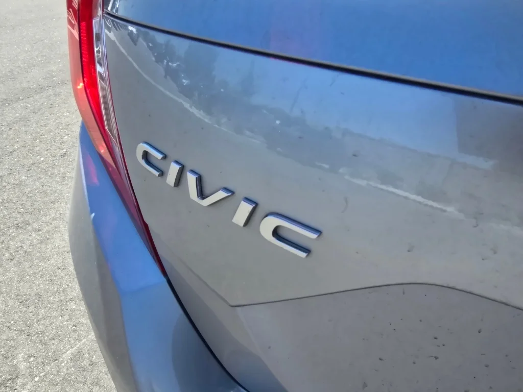 Used 2016 Lunar Silver Metallic Honda EX-T image 9