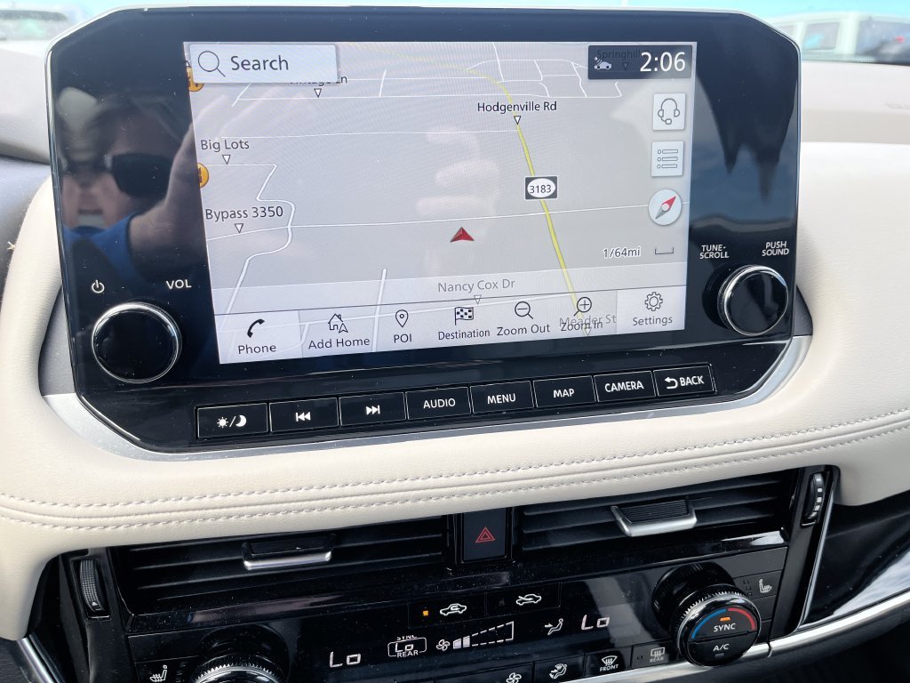 Used 2023 Red Nissan SL image 18