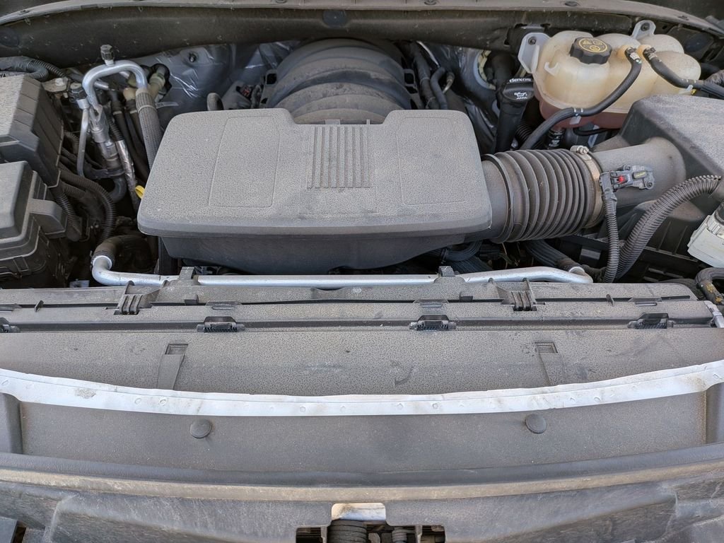 Used 2022 White Chevrolet LT image 35