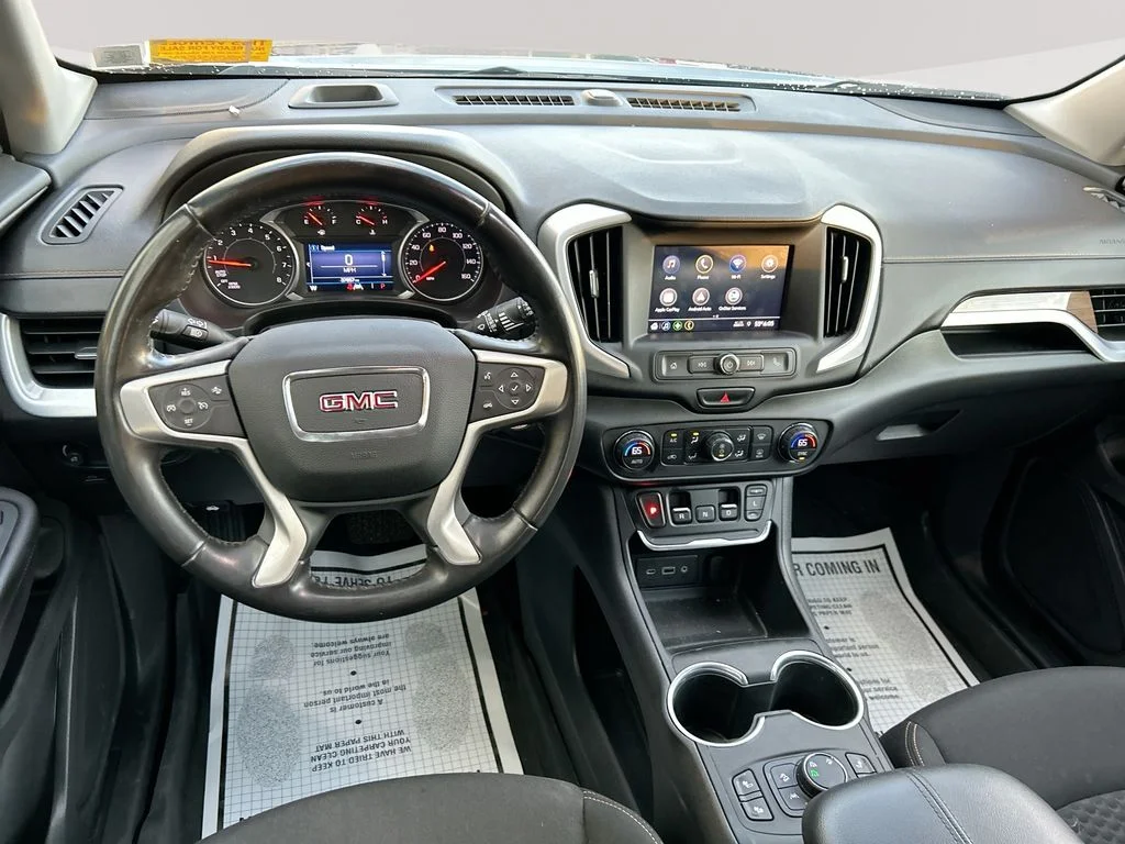Used 2020 Gray GMC SLE image 23