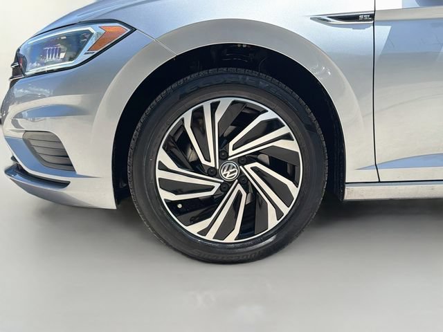 Used 2021 Pyrite Silver Metallic Volkswagen SEL image 43