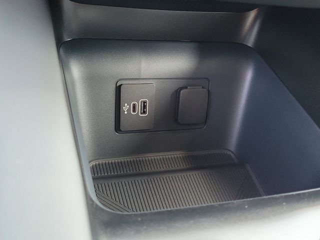 New 2026 Carbonized Gray Metallic Ford Active image 11