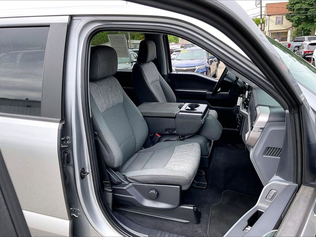 Used 2023 Silver Ford XLT image 11