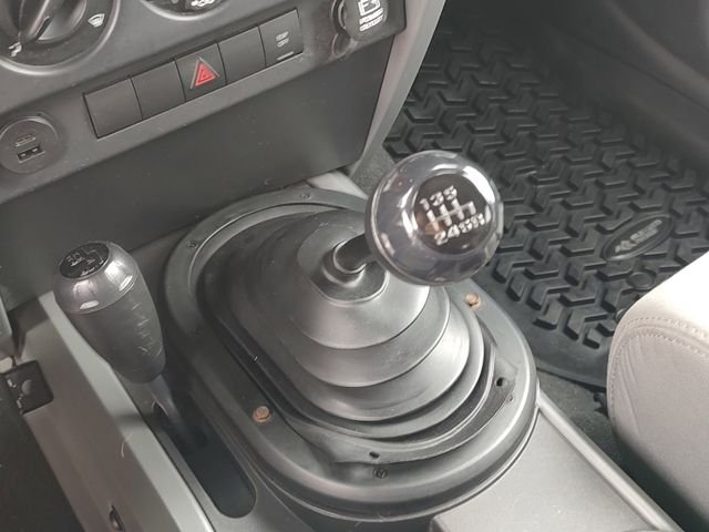 Used 2008 Green Jeep X image 16