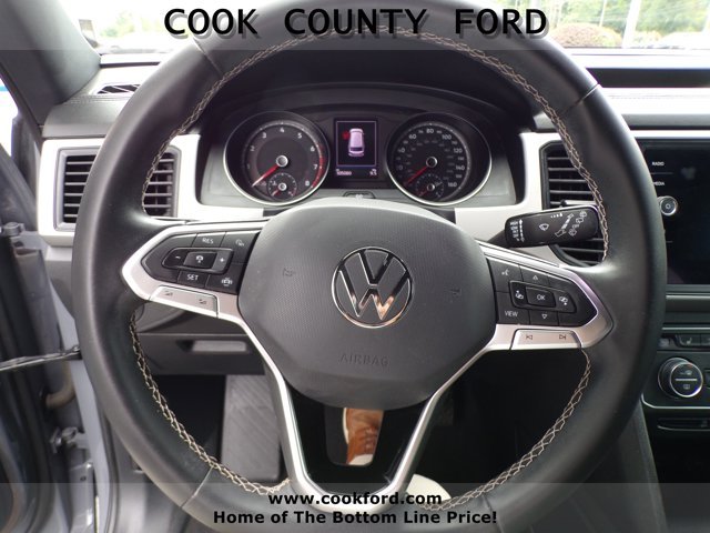 Used 2021 Pure Gray Volkswagen 2.0T SE w/Technology image 4