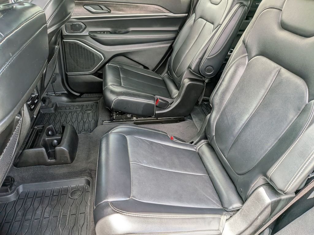 Used 2021 Gray Jeep Limited image 25