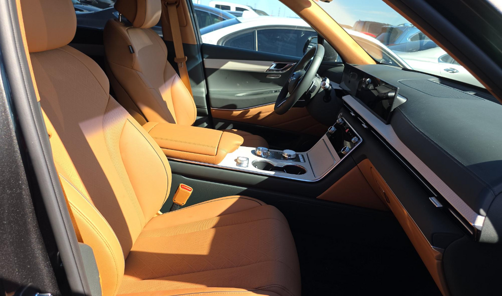Used 2025 Gray Genesis 2.5T Prestige image 12