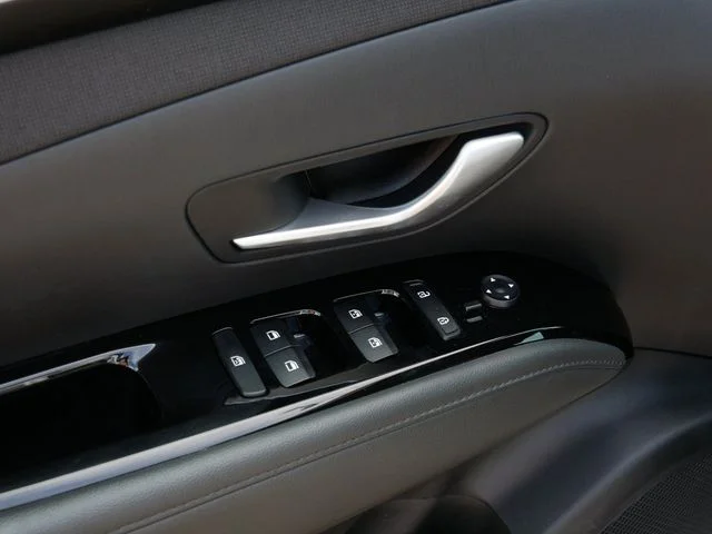 Used 2022 Quartz Hyundai SEL image 16