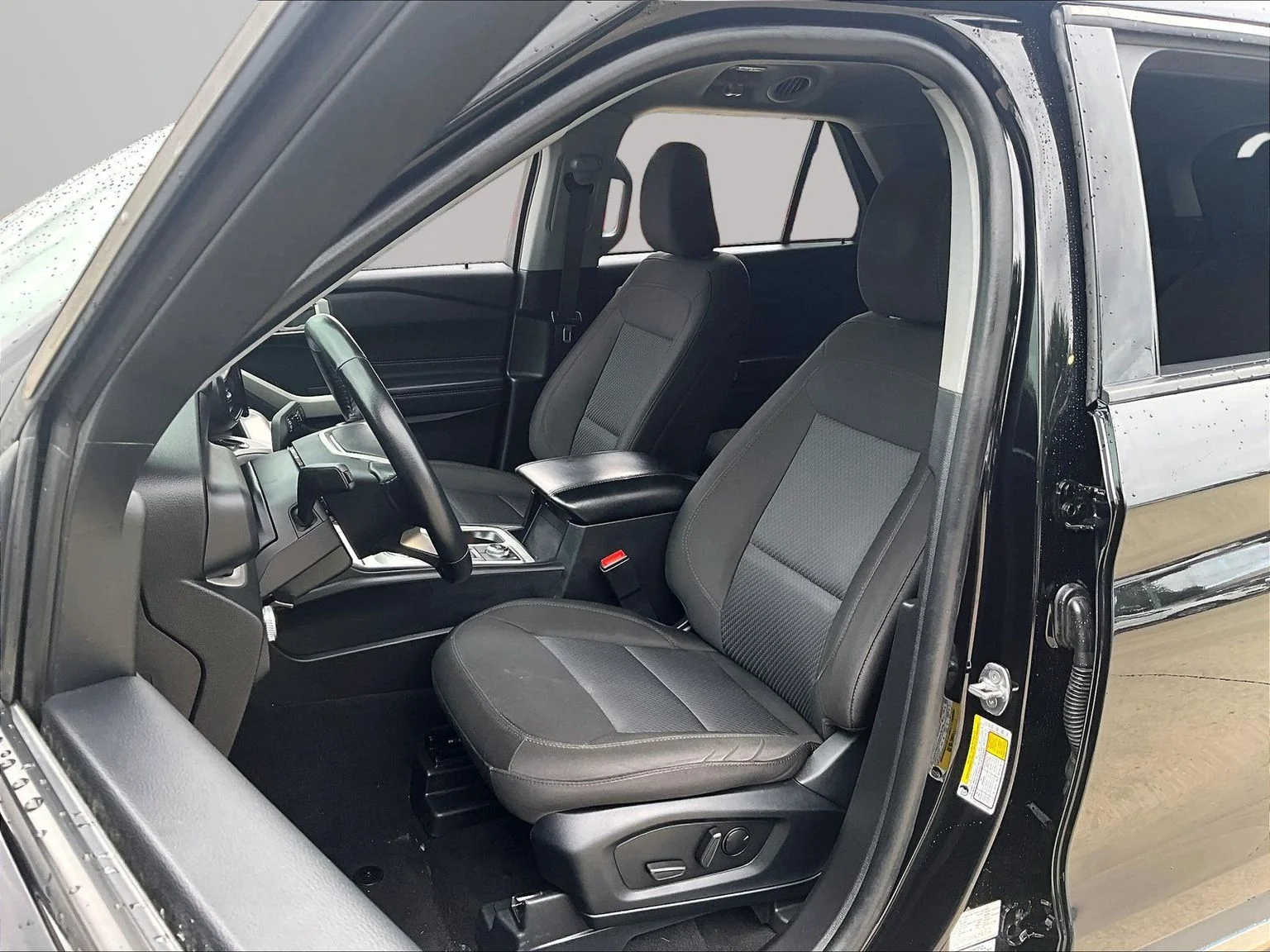 Used 2023 Black Ford XLT image 25