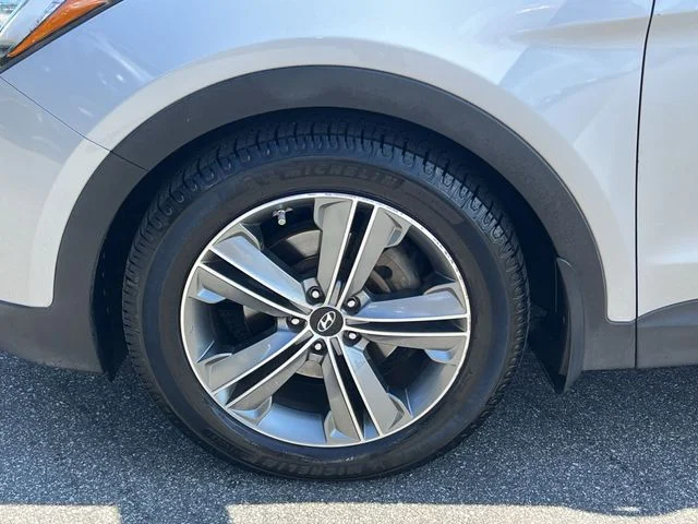 Used 2015 Silver Hyundai Limited image 44