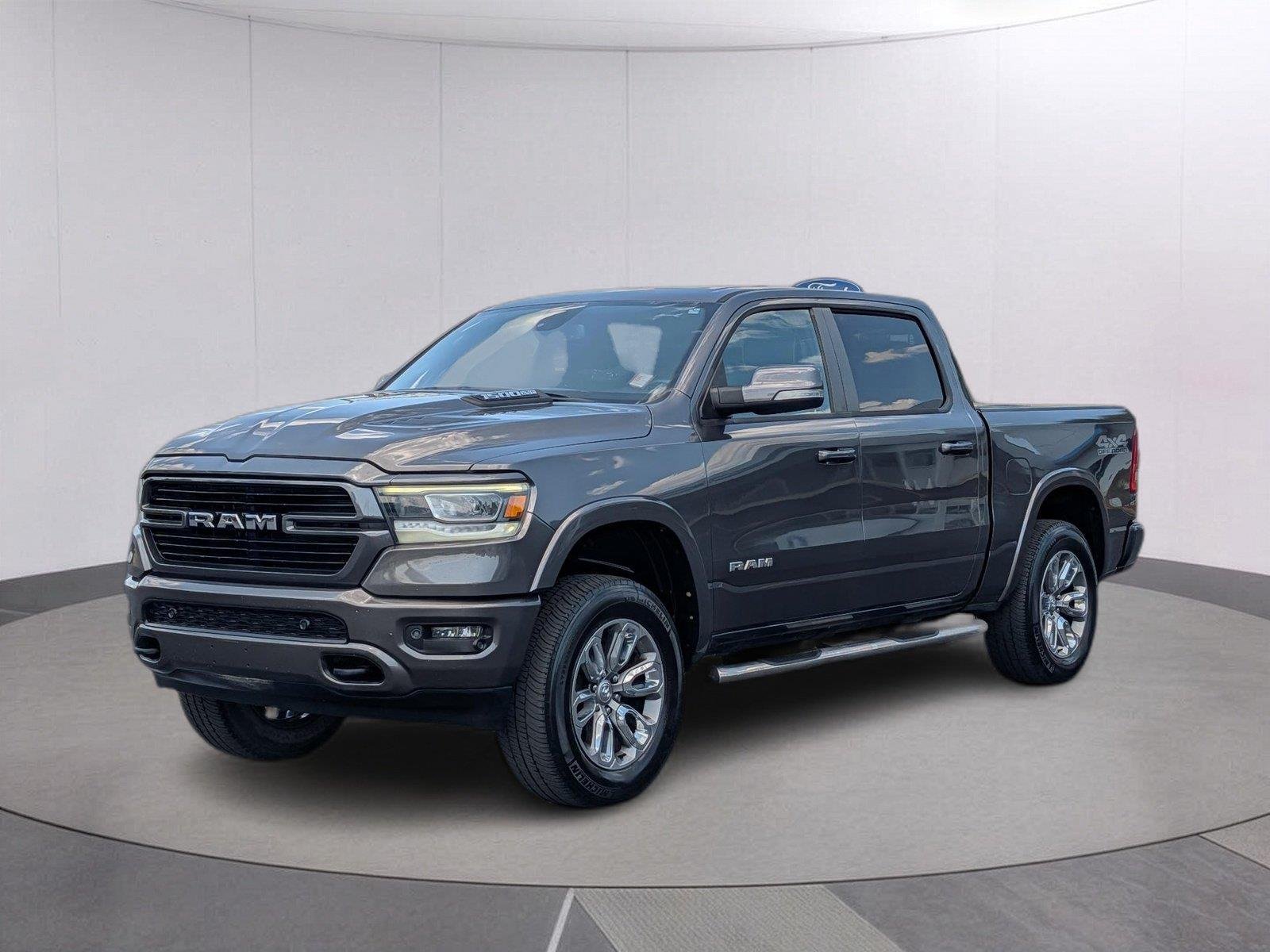Used 2020 Granite Crystal Metallic Clearcoat Ram Laramie image 2