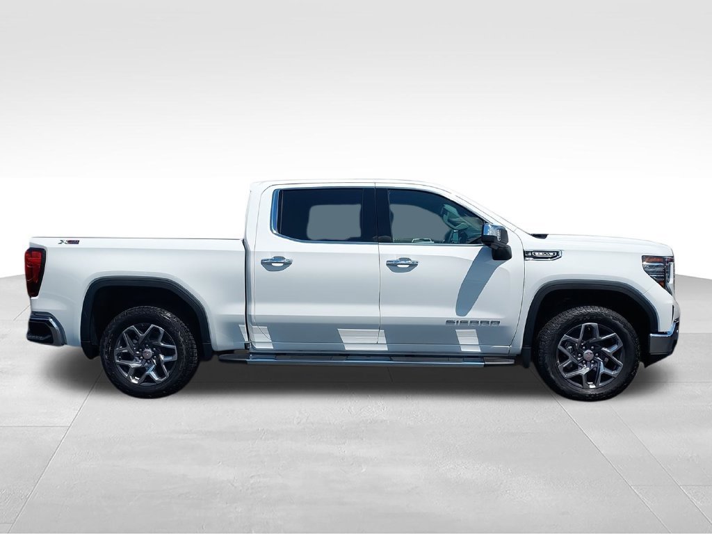 New 2026 Summit White GMC SLT image 9