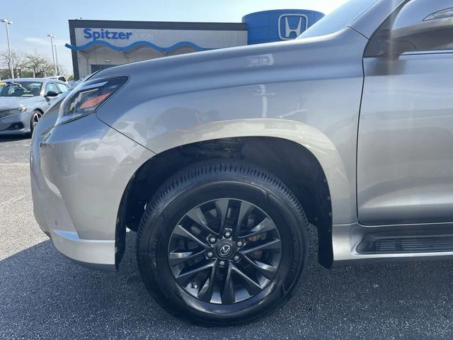 Used 2020 Silver Lexus 460 image 21