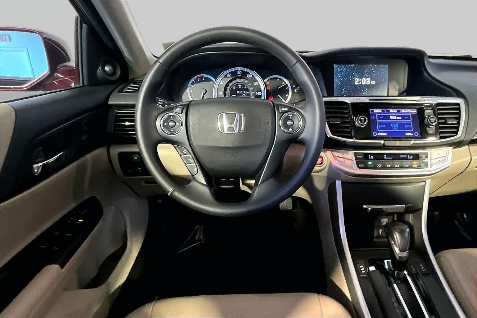 Used 2014 Alabaster Silver Metallic Honda EX-L image 6