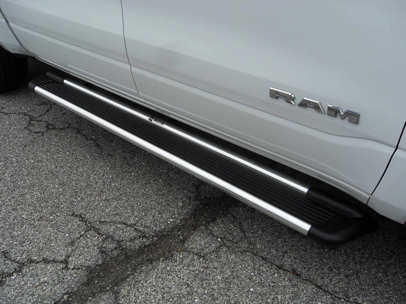 Used 2023 Bright White Clearcoat Ram Laramie image 10